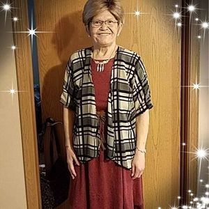 Meet your Posher, Deborah